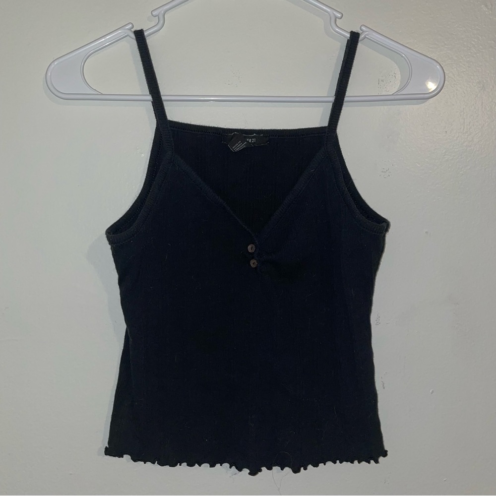 Lettuce edge cropped black cami tank top with button details - size medium